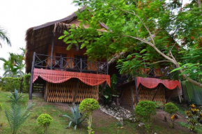 Отель Thongbay Guesthouse  Луангпхабанг